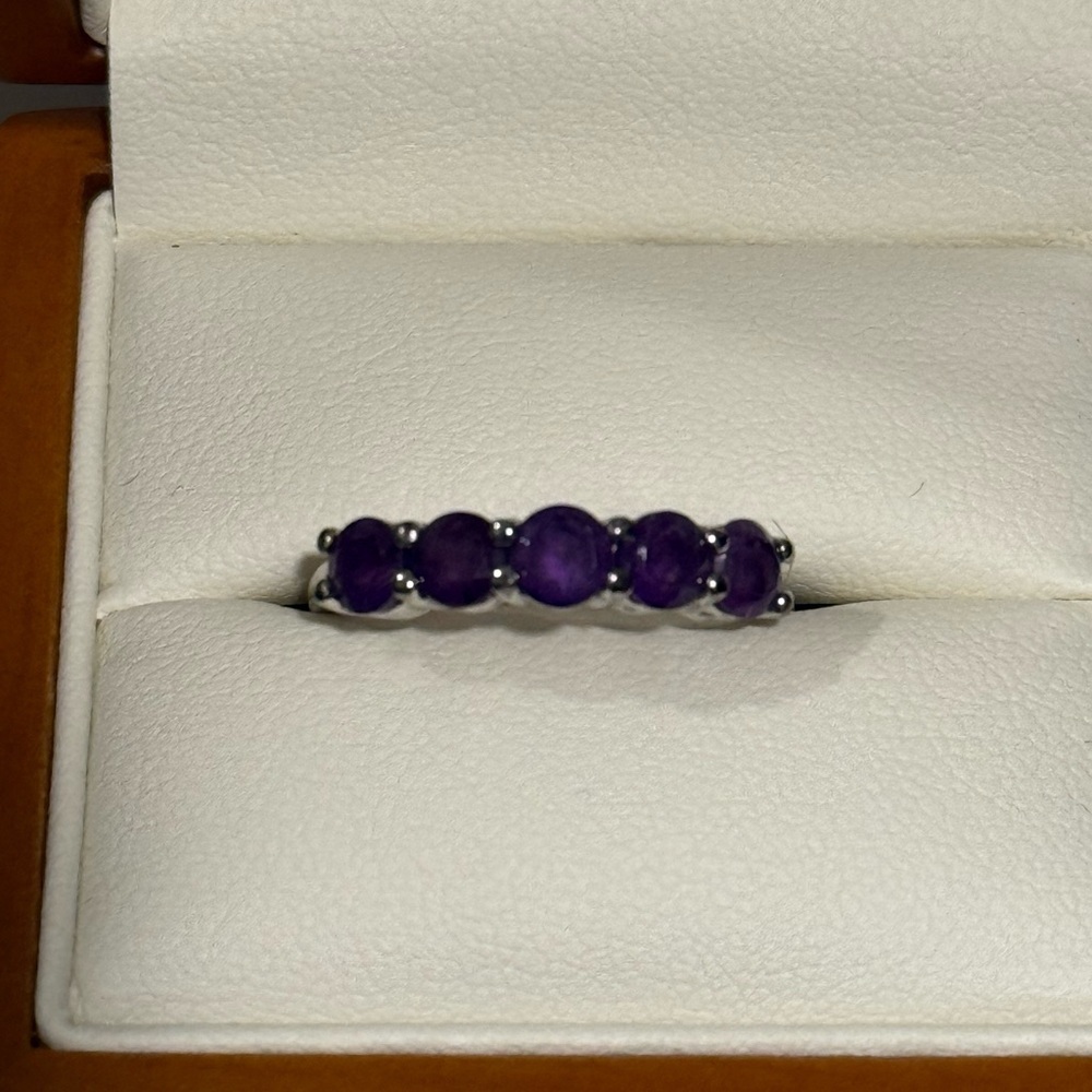 Gemstone King Sterling Silver Amethyst Ring (1.25 ctw) - Picture 2 of 4
